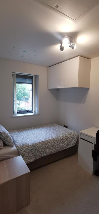 Modern City Centre House With Free Parking Кэнтербари Экстерьер фото